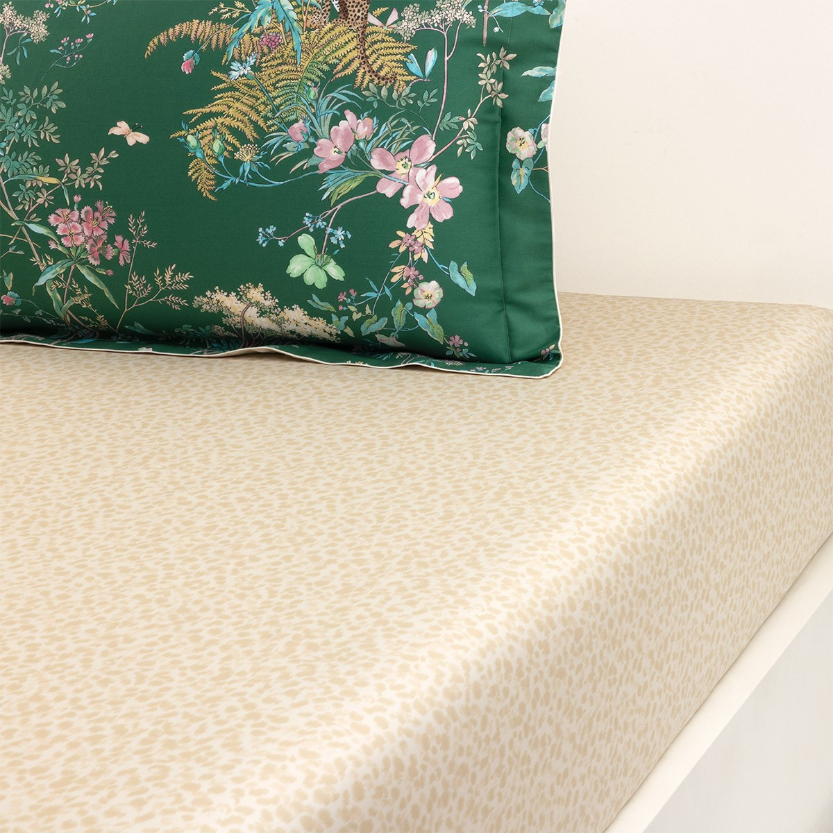 комплект постельного белья Yves Delorme Contes - купить в магазине Yves Delorme Russia