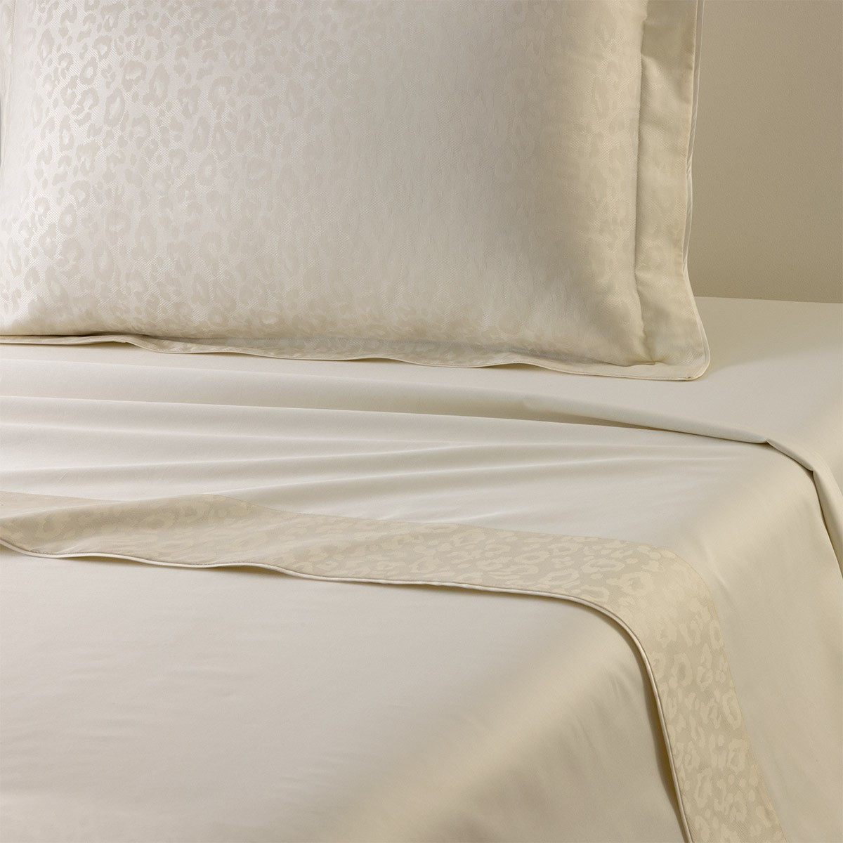 комплект постельного белья Yves Delorme Leopard - купить в магазине Yves Delorme Russia