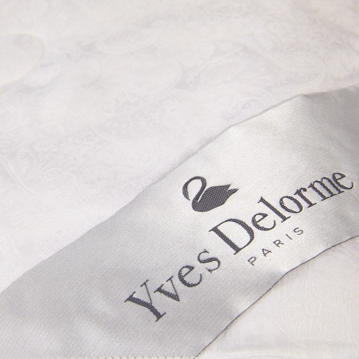 одеяло Yves Delorme Silk Жаккард - купить в магазине Yves Delorme Russia