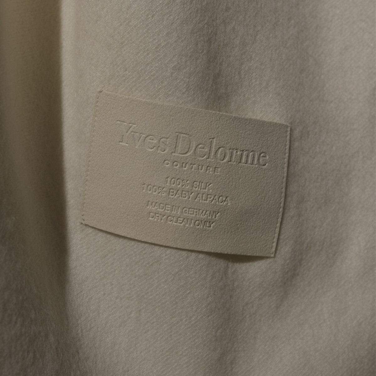 плед Yves Delorme Couture Siena - купить в магазине Yves Delorme Russia