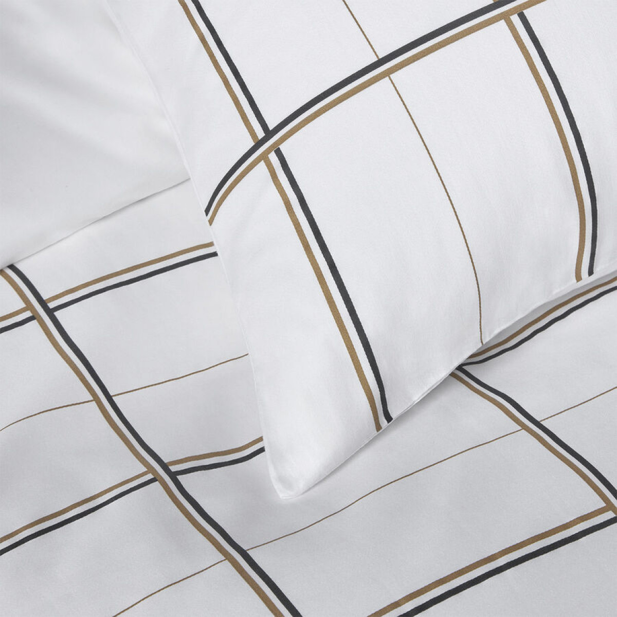 комплект постельного белья Hugo Boss Check - купить в магазине Yves Delorme Russia