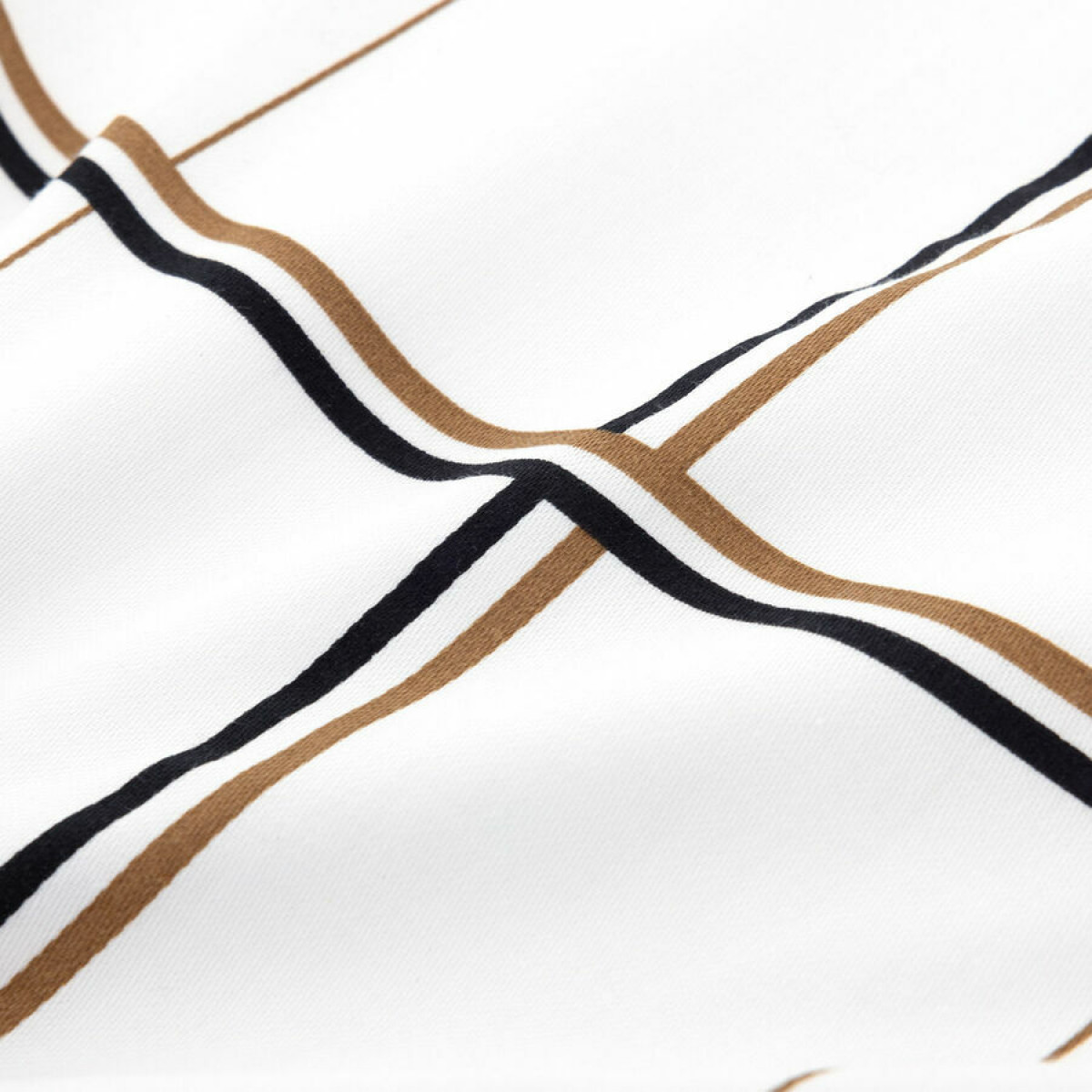 комплект постельного белья Hugo Boss Check - купить в магазине Yves Delorme Russia