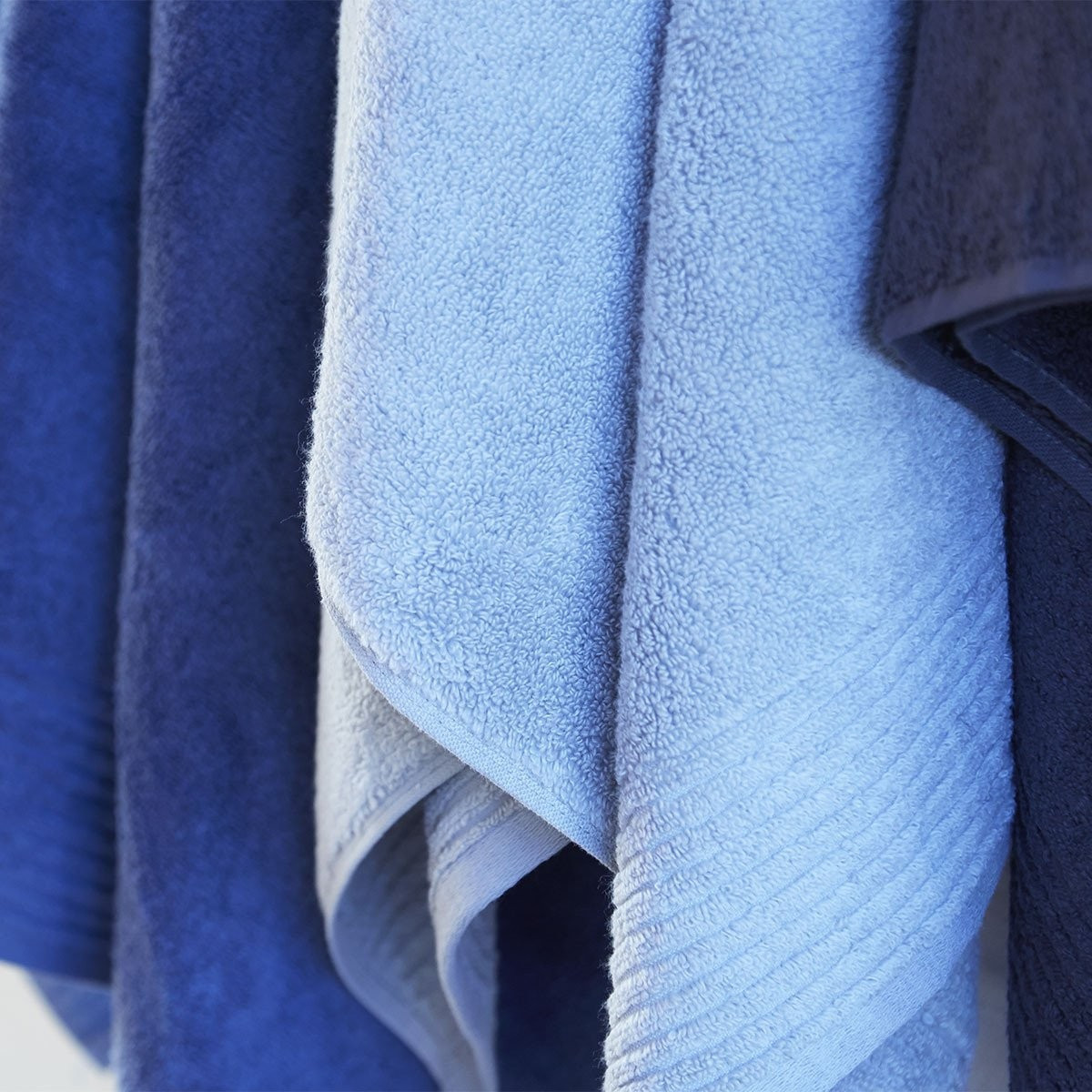 полотенце Desforges Paris Alize - купить в магазине Yves Delorme Russia