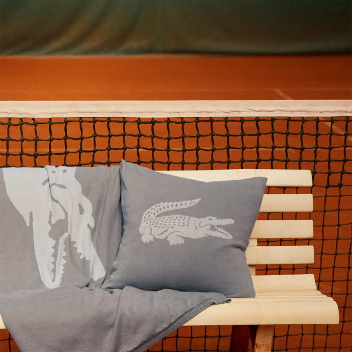 подушка декоративная Lacoste Reflet - купить в магазине Yves Delorme Russia