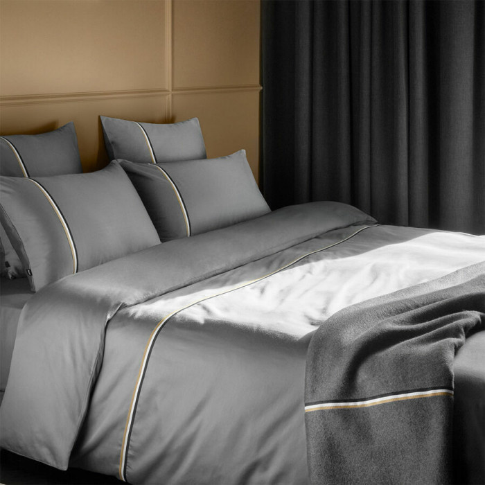 комплект постельного белья Hugo Boss Линея (Linea) - купить в магазине Yves Delorme Russia