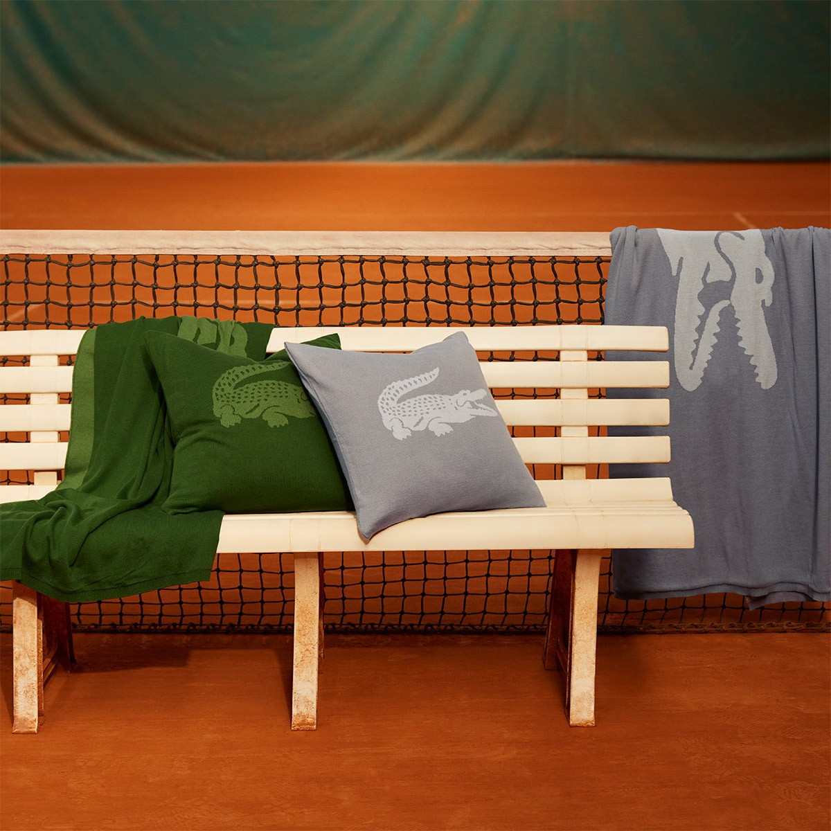 плед Lacoste Reflet - купить в магазине Yves Delorme Russia