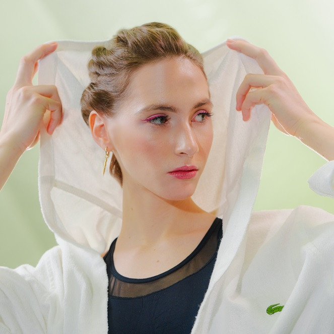 халат с капюшоном Lacoste Lacoste Super Girl - купить в магазине Yves Delorme Russia